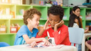 Artigo: Desenvolvimento cognitivo, Vygotsky e o aprendizado na alfabetização.