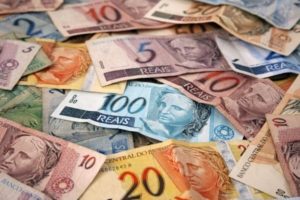 Artigo: Investir na educação é transformar a realidade das famílias brasileiras